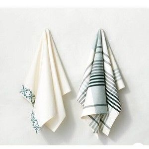 Hearth and Hand Magnolia 2pk Holiday Plaid and Pattern Kitchen Towel Set Green